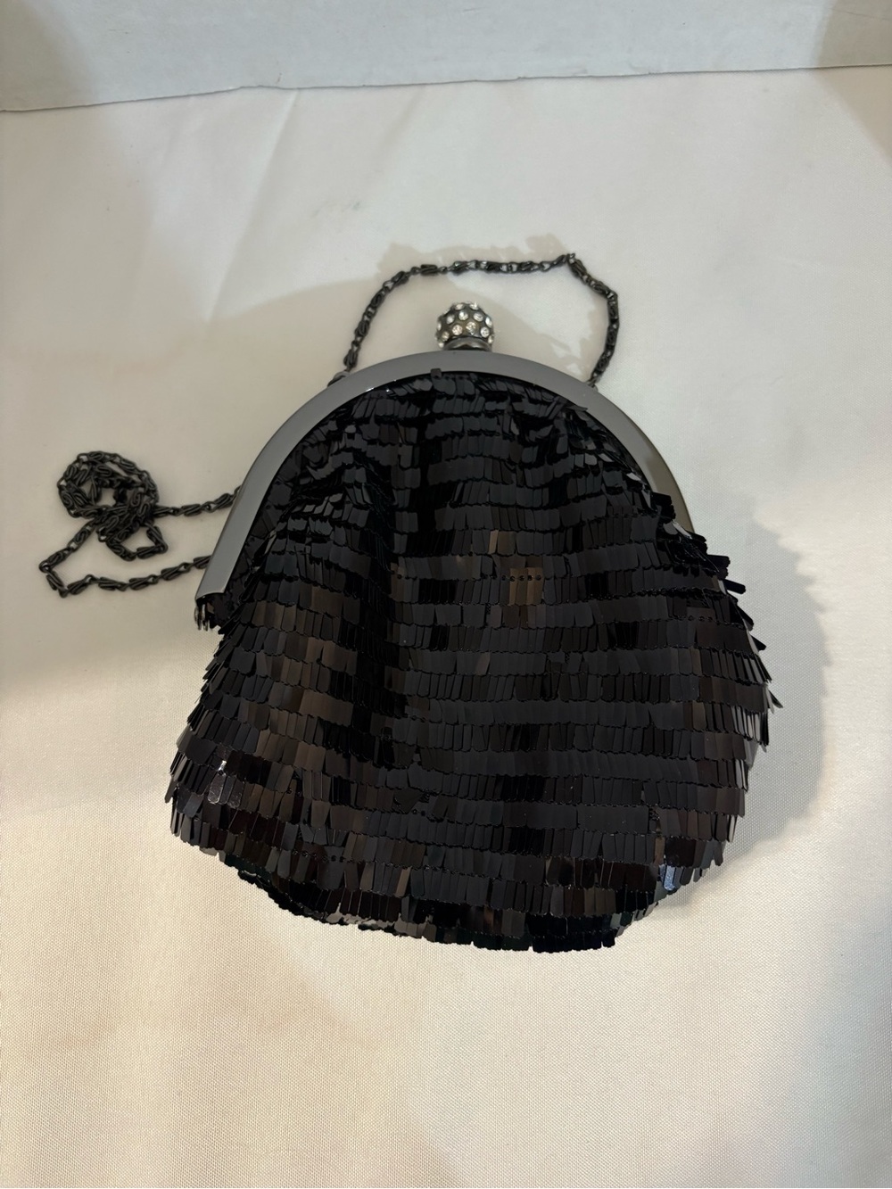 Jessica McClintock black sequin Evening handbag Elegant classy chain handle